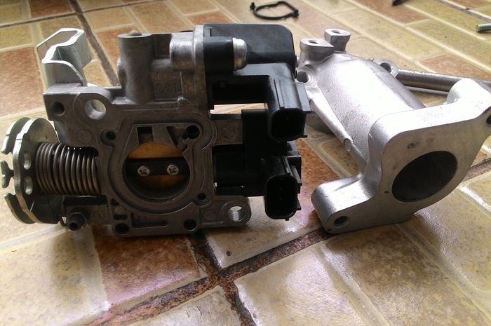 Cara Servis Throttle Body Vario Vario Holic