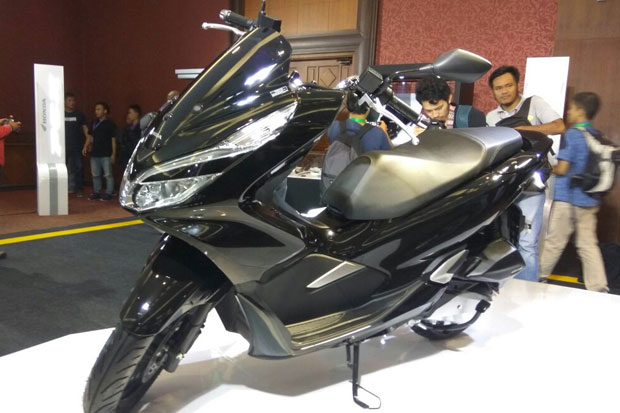 Vario Pakai Knalpot Pcx. Honda PCX Pakai Knalpot Akropovic Palsu, Sphink Tegaskan AHM Parah