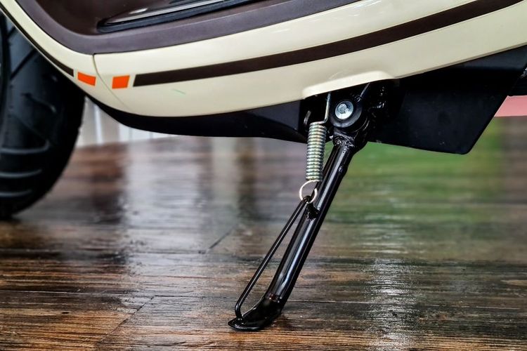 Cara Kerja Standar Samping Vario. Kenali Cara Kerja Side Stand Switch, Fitur Keamanan di Skutik Honda, Pemotor Wajib Tahu!