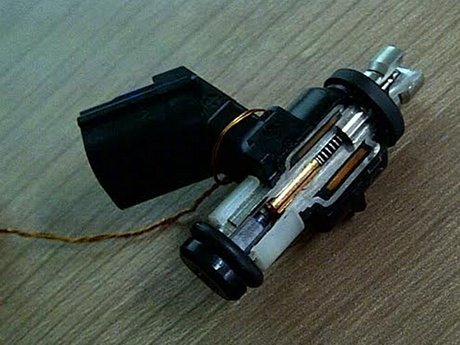 Injeksi Vario 125 Tidak Bunyi. Motor Injeksi Bunyi Tik-tik? Ini Penyebabnya