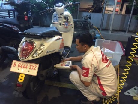 Oli Vario Mpx 2. Pakai Pelumas AHM Oil MPX2, Rider Mengaku Nyaman