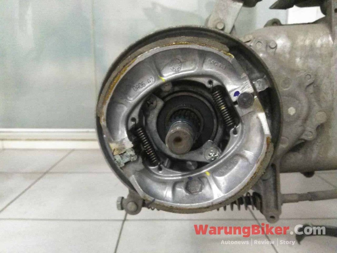 Ganti Spakbor Belakang Vario 150. Ganti Kampas Rem Belakang Suzuki NEX 2