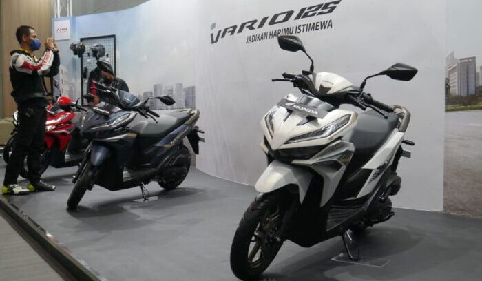 Motor Vario Terbaru Indonesia. Update: Spesifikasi Lengkap dan Harga Honda Vario 125 Terbaru 2023