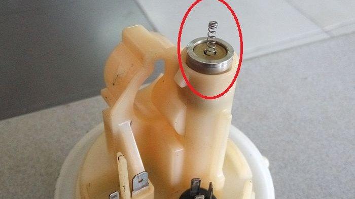 Cara Menaikkan Tekanan Fuel Pump Vario 125. Bermodal Pentil Ban, Bisa Bikin Motor Injeksi Jadi Ngebut