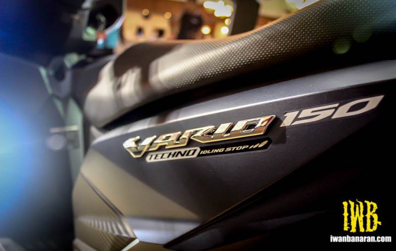 Ban Donat Untuk Vario 150. Kejutan…..Honda rilis new Vario 150 Limited Edition dengan ban gambot. Saingi Aerox 155 ??…