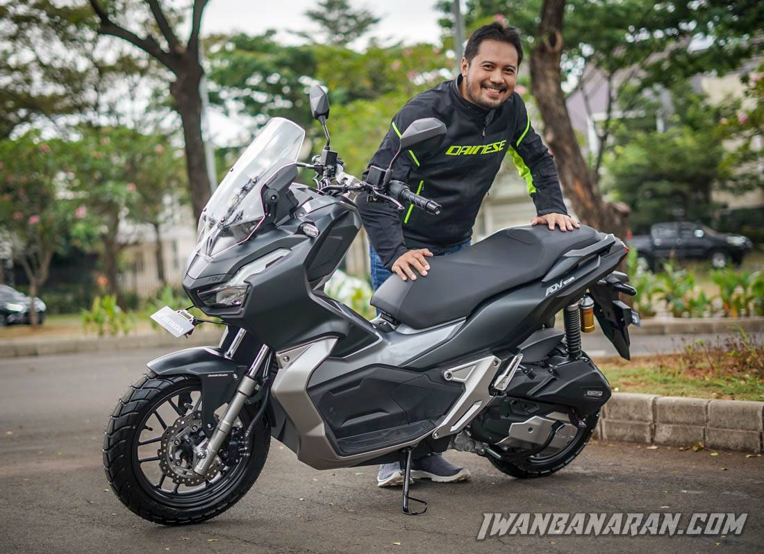 Perbedaan Vario 150 Vs Pcx 150. Bedah perbedaan Honda ADV-150 vs Honda PCX150, suspensi jangan asal tempel !!