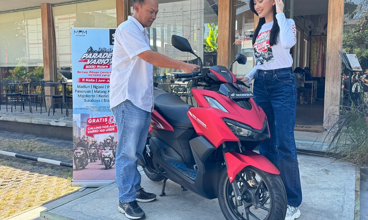 Vario 160 Jawa Timur. MPM Honda Jatim Gelar Parade Vario 160 di 11 Kota, Ada Penawaran Menarik Bagi Pengunjung