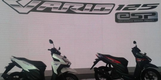 Harga Vario Tahun 2015 Baru. Honda Vario 125 2015 usung desain Vario 150, dibanderol Rp 16,9 juta