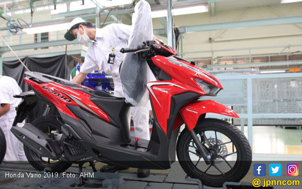 Pilihan Warna Vario 2019. AHM Poles Honda Vario 2019 Lebih Premium