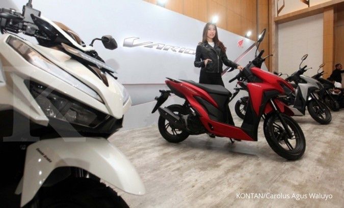 Harga Vario Cbs Dan Cbs Iss. Cari Skutik Murah Baru? Intip Harga Motor Honda Vario 125