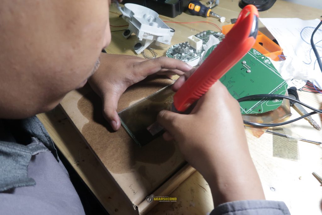Cara Memperbaiki Speedometer Digital Motor Vario 125. Cara Memperbaiki Speedometer Digital Motor – Gearsecond Speedometer