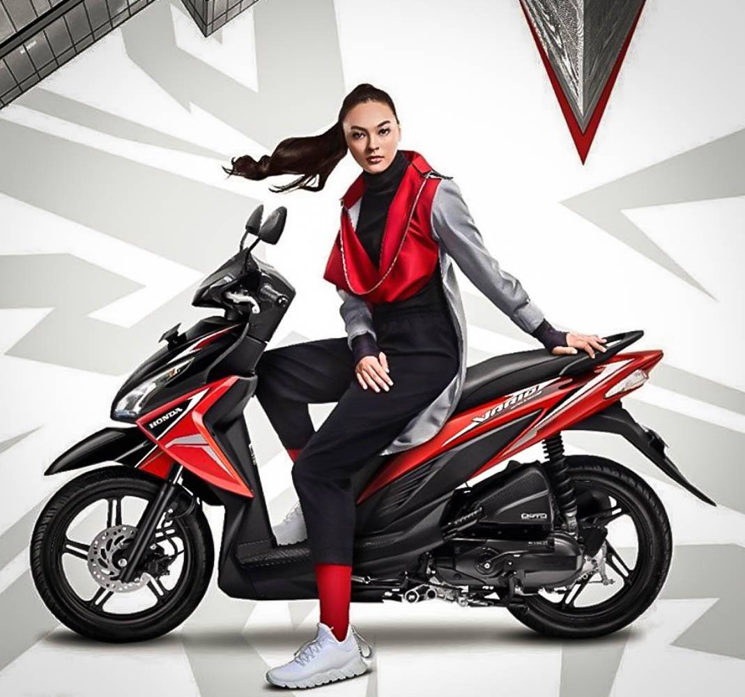 Warna Vario Esp 110. Honda rilis new Vario 110 eSP versi 2018, warnanya makin keren cak !!