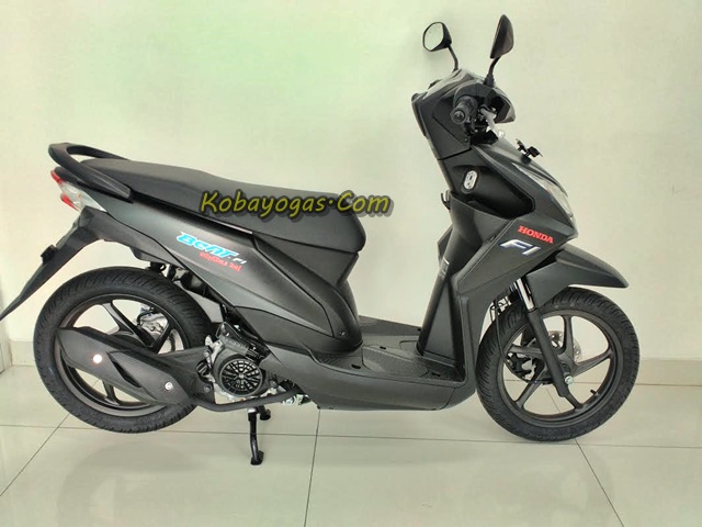 Modif Vario 150 Black Matte. Honda Beat Black Matte dan Vario Magenta Matte? Keren Juga Nih Lads!