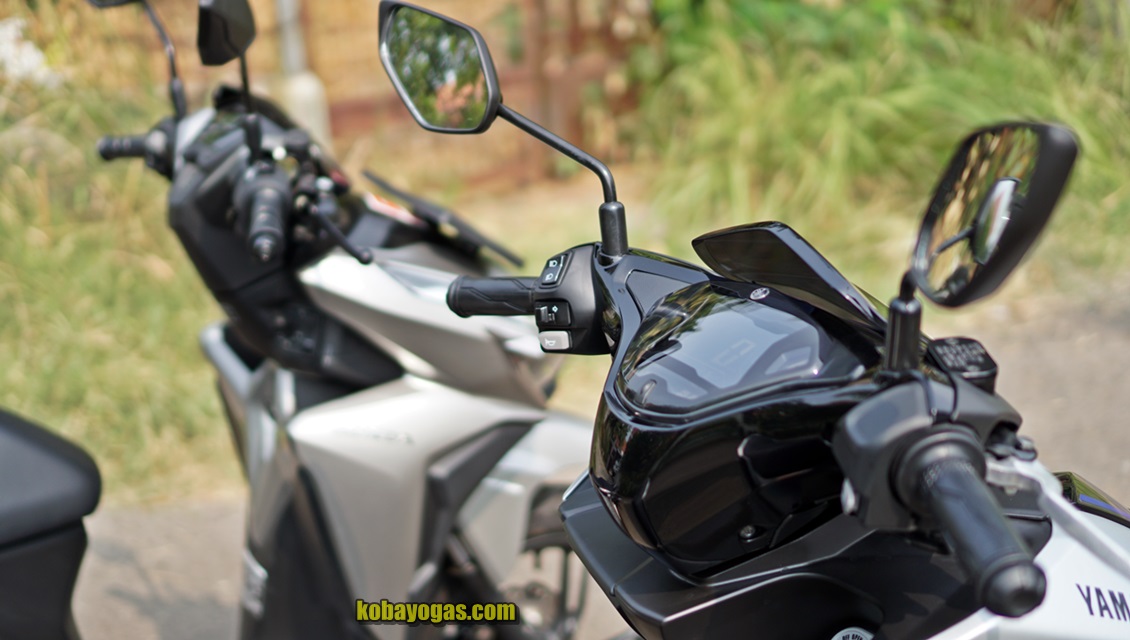 Vario 150 Vs Yamaha Aerox. Adu Top Speed Honda Vario 150 vs Yamaha Aerox Tipe R, Beda Tipis!