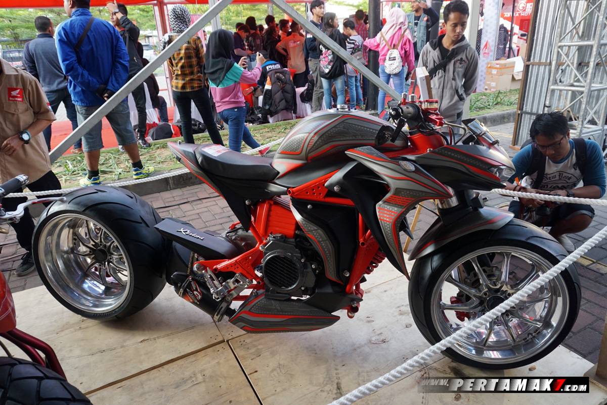 Air Brush Vario 110. Honda Modification Contest 2017 Regional Jateng DIY, 123 Modifikasi Beradu Karya Menarik - Pertamax7.com