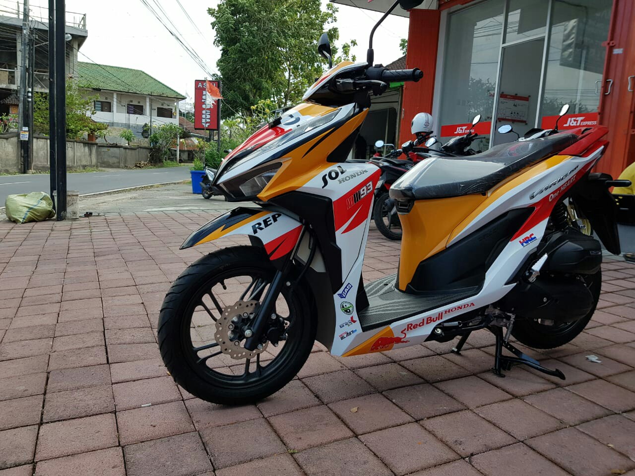 Modif Vario Repsol. Modifikasi All New Vario 150 Livery Repsol Honda, Sadiiiz…!