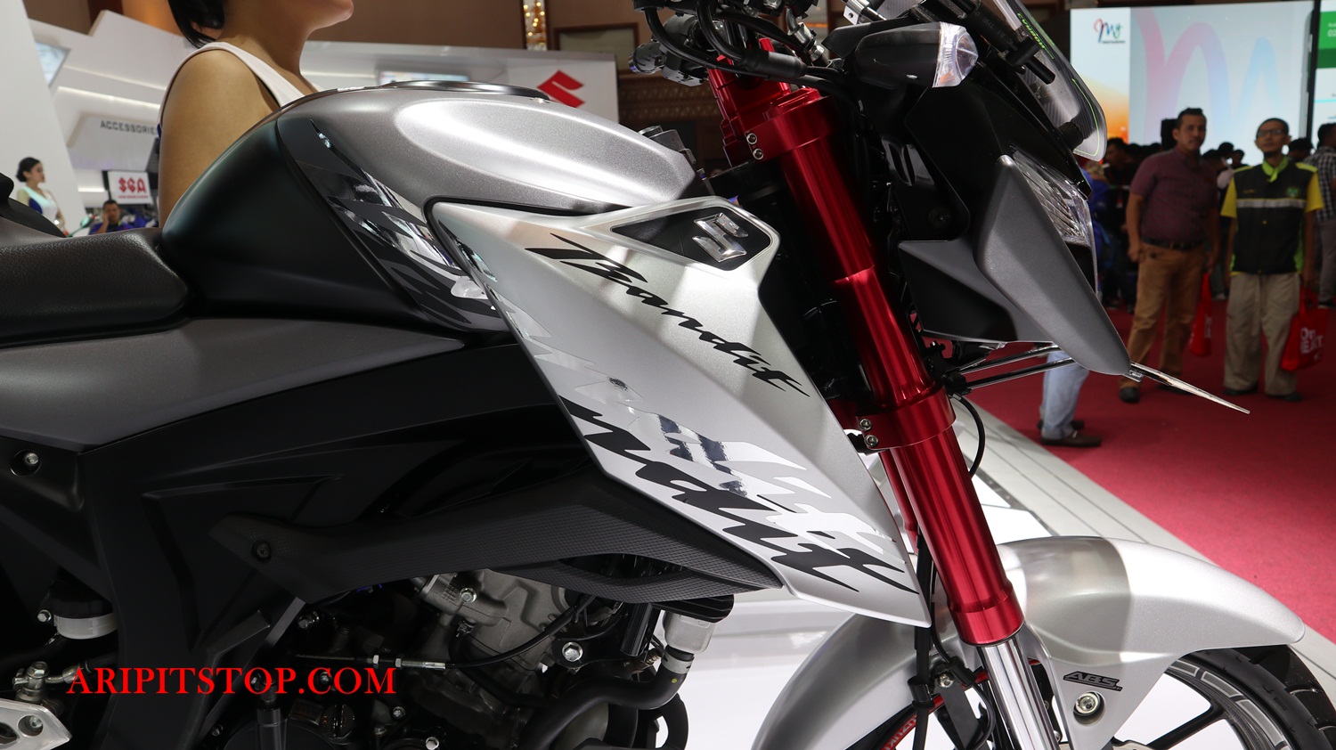 Oli Standar Honda Vario 110. Daftar Takaran Volume Oli Sokbreker Depan Motor Honda, Yamaha, Suzuki dan Kawasaki