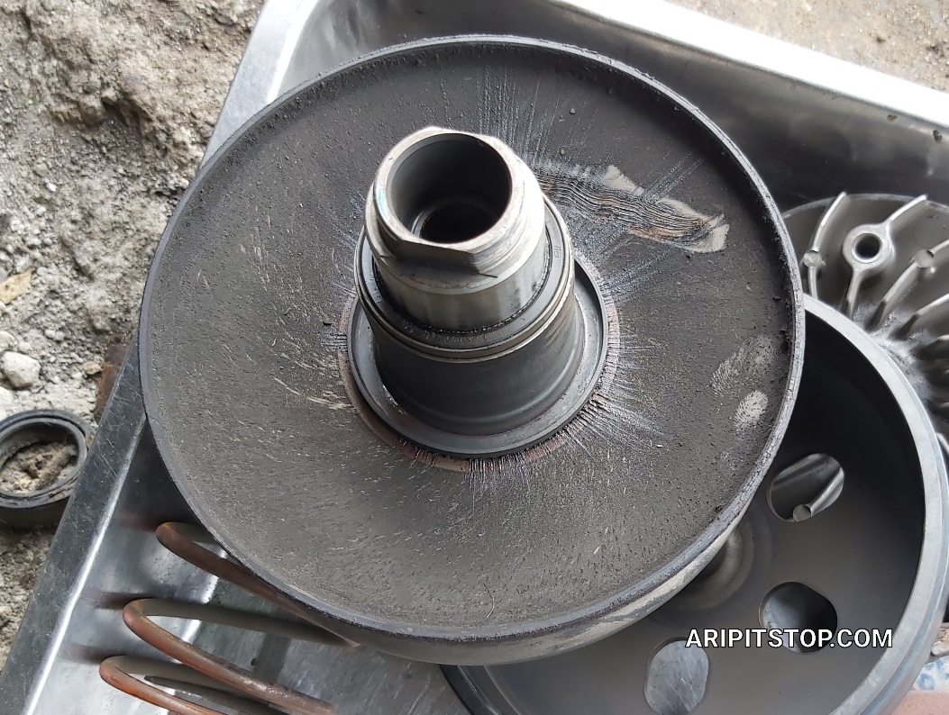 Seal Pully Cvt Vario 125. Seal Pully Bocor…! Gemuk CVT Jadi Muncrat, Penyebab Motor Matic Jadi Gredeg