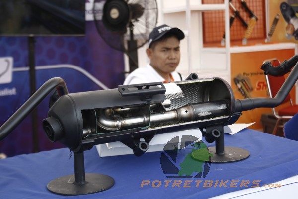 Apakah Knalpot Vario, Bisa Dipasang Di Beat. Skema daleman knalpot matic Honda Beat dan Honda vario