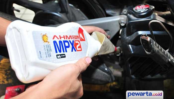 Penyebab Mesin Vario 110 Berisik. Tips Memilih Oli yang Tepat untuk Mesin Vario 110 FI: Panduan Terlengkap