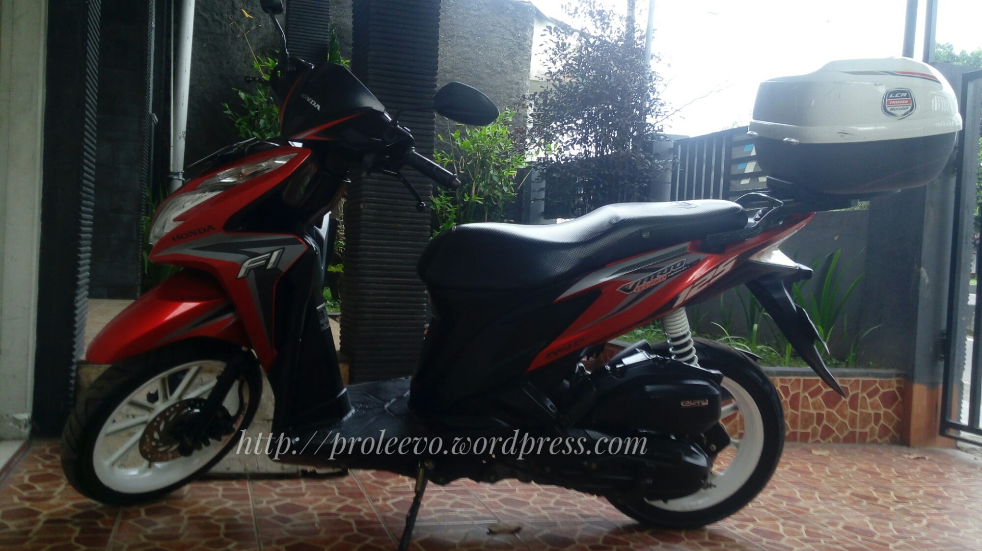 Rekomendasi Shock Belakang Vario 150. Pilihan Terbaik: Shock Belakang Empuk untuk Vario 150