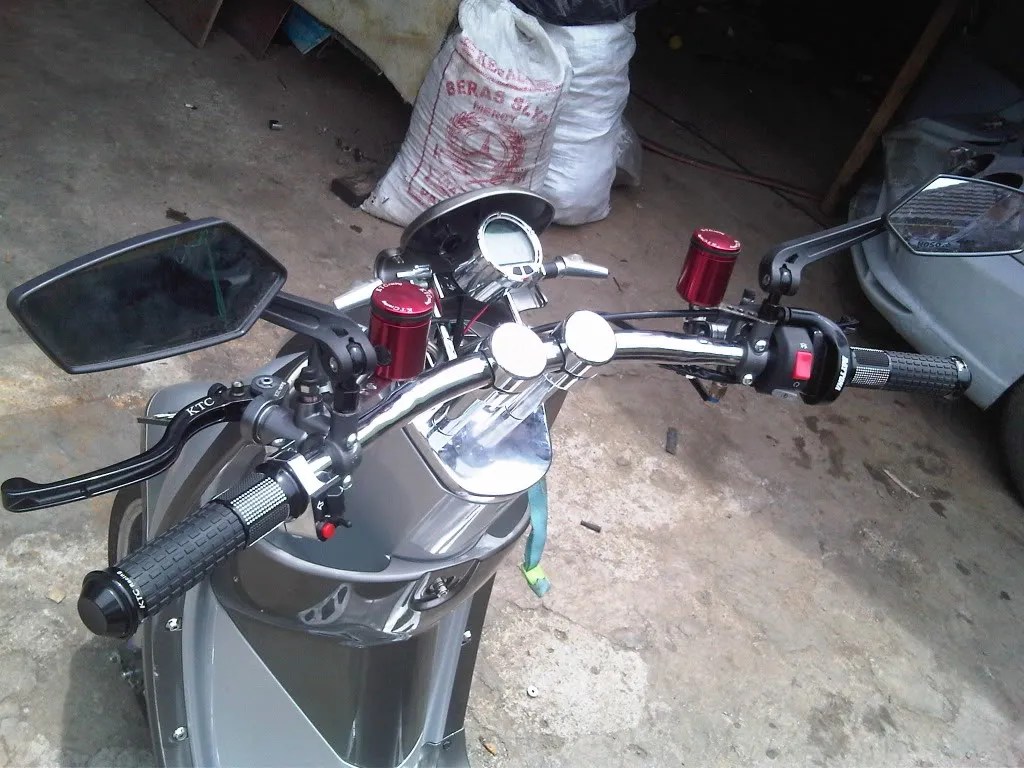 Bengkel Modifikasi Motor Vario Jakarta. [DreamBikeCustom]Bengkel Modifikasi Segala Jenis Motor