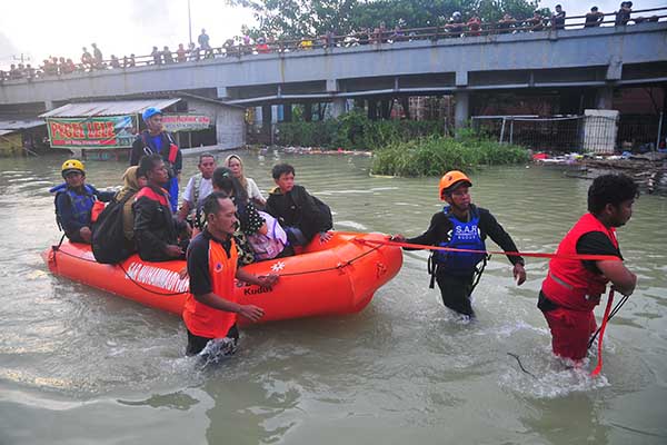 Vario 110 Bekas Demak. Tak Kunjung Surut, Banjir di Demak Kini Landa 88 Desa & 110 Tempat Ibadah