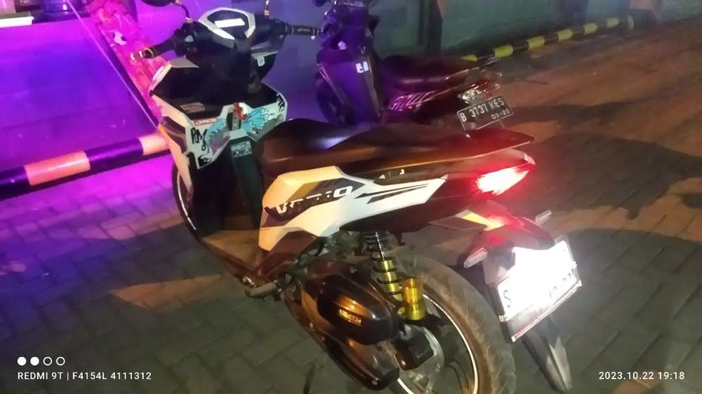 Harga Vario 110 Jombang. Harga Honda Vario Baru dan Bekas Rp16.500 - Rp26.000.000.000, di Jombang kab. (7.981 buah)