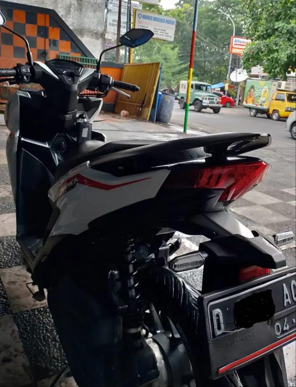 Vario 125 Cbs Iss 2019 Olx. Honda Vario 125 Cbs Iss 2019