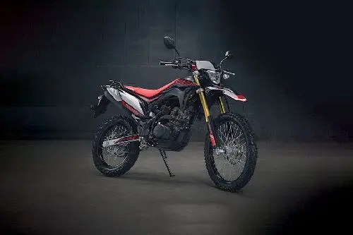 Harga Vario 125 Terbaru 2021 Sidoarjo. Lihat Simulasi Kredit, DP & Cicilan Terendah