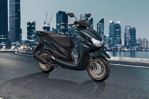 Vario Vs Freego. Perbandingan Honda Vario 125 vs Yamaha Freego Connected