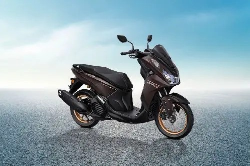 Harga Vario Bekas Surakarta. Harga Yamaha Lexi LX 155 2024 di Surakarta, DP, Cicilan & Promo November