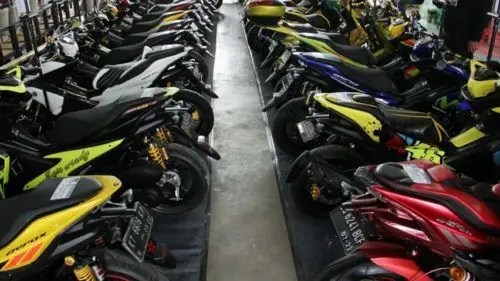 Vario Monoshock Tengah. Yamaha Aerox Monoshock, Juara CustoMAXI Banjarmasin