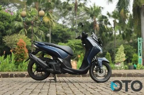 Vario 150 Vs Yamaha Lexi. Skutik Rp 22 Jutaan, Pilih Yamaha Lexi S atau Honda Vario 150?