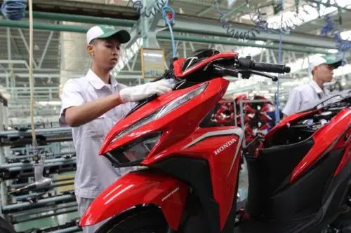 Vario 110 2019 Yang Akan Datang. Antara Honda Vario 110 dan Beat eSP, Mana yang Lebih Layak Dibeli?