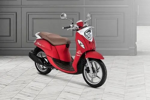 Vario 2019 Khác 2020. Ini Kelebihan dan Kekurangan Yamaha Fino Dibanding Honda Scoopy