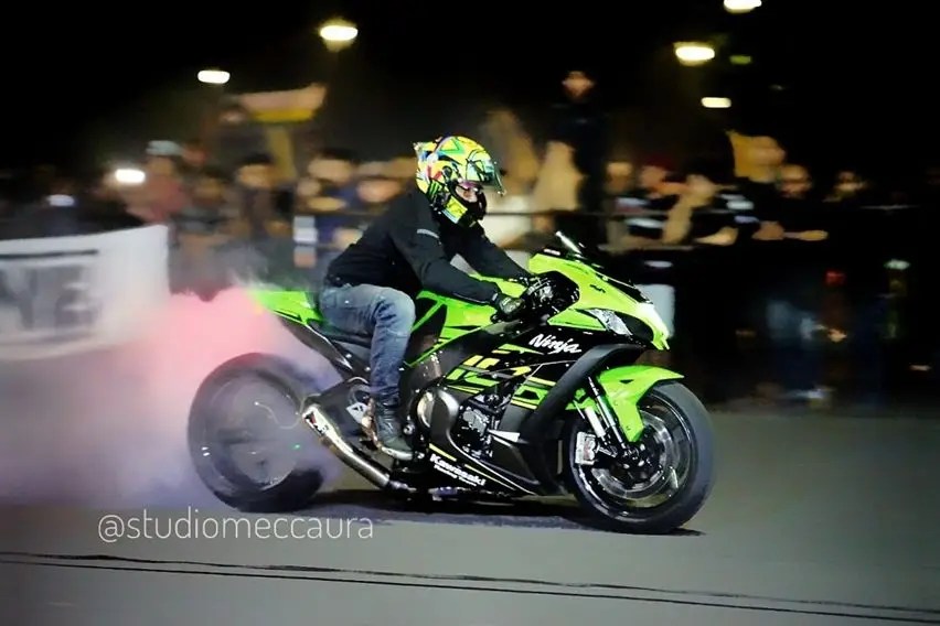 Vario Techno 125 Modifikasi Drag. Telisik Modifikasi Kawasaki Ninja ZX-10R Juara Drag Race Nasional