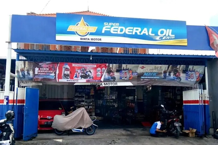 Oli Yang Cocok Untuk Vario Karbu. Kenali Ragam Oli Federal Matic, Pilih yang Sesuai Untuk Motor Anda