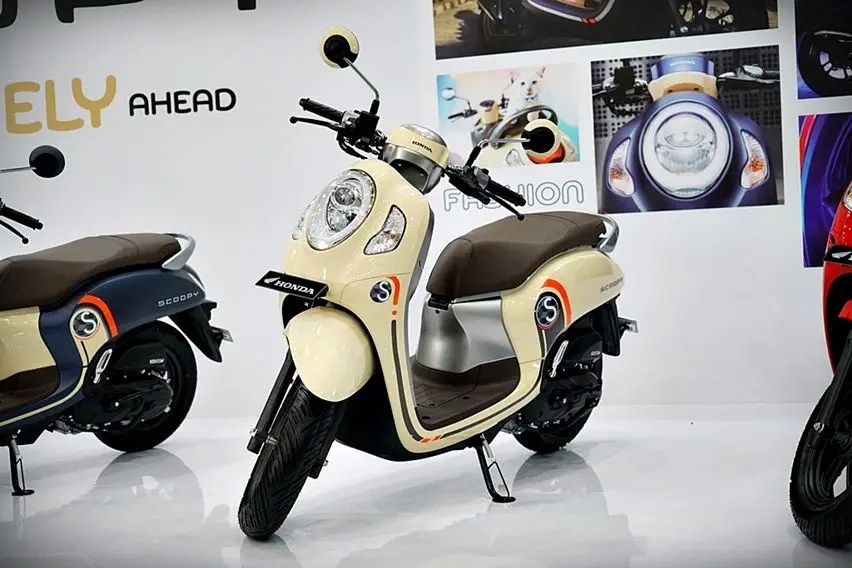Xe Vario 2020 Nhập Khẩu Thái Lan. Kredit All New Honda Scoopy, DP Mulai 3 Juta dan Cicilan Rp 900 Ribuan