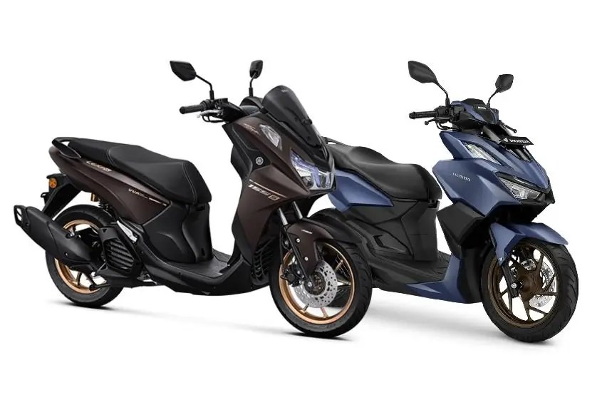 Jok Motor Vario 125 Tipis. Adu Varian Tertinggi Yamaha Lexi LX 155 dengan Honda Vario 160, Siapa Lebih Unggul?