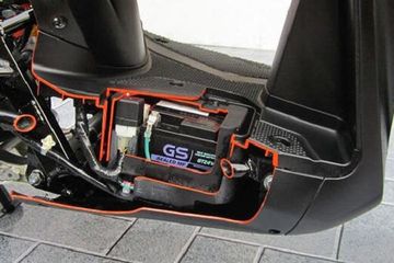 Cara Pasang Voltmeter Di Motor Vario 150. Pasang Voltmeter, Pantau Aki Motor Injeksi Tekor Tanpa Bongkar