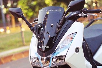 Cara Pasang Spion Tomok Vario. Mau Yamaha Lexi Tampil Beda? Coba Pasang Spion Punya Yamaha R25
