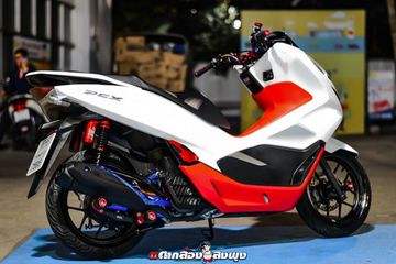 Pasang Velg Pcx Lokal Di Vario. Honda PCX 150 Kena Ubahan Simpel, Pelek Pakai Vario 150, Sistem Pengereman Berkelas