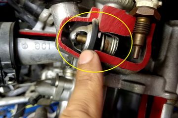 Harga Thermostat Vario 110 Second. Kenali Ciri-ciri Thermostat Motor Bekas Bermasalah, Jangan Disepelein!