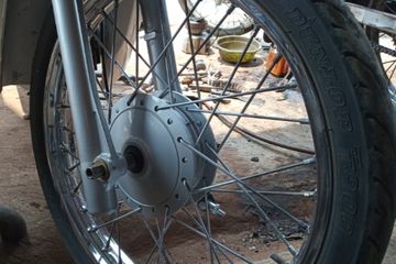 Gambar Pelek Jari Jari Cbr 150. Ingin Ubah Pelek Racing Pakai Jari-Jari? Segini Biaya Menyetelnya.