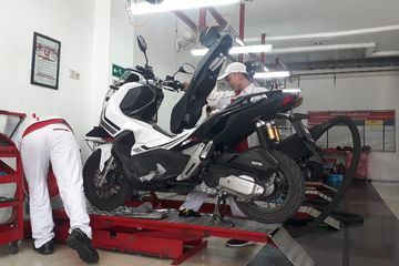 Tempat Oli Gardan Vario Cbs. Biar Aman, Kapan Sebaiknya Ganti Oli Gardan di Motor Matic Honda?