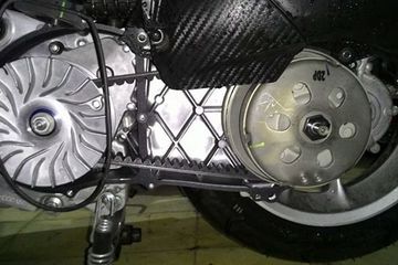 Kegunaan Ring Pulley. Yamaha NMAX Pakai Ring Washer Pulley Mio, RPM Bawah Responsif, Begini Cara Pasangnya