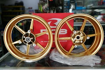 Velg Rcb Vario Pnp Nmax. Pilihan Pelek RCB Buat Yamaha Aerox, Ada yang Buat Tromol dan Cakram!