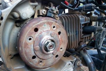 Cara Buka Magnet Vario 110 Karbu. Magnet Spul Berkarat Bikin Motor Tersendat, Begini Perawatannya