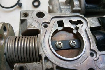 Kenapa Motor Vario Ngegas Sendiri. Bukan TPS Rusak, Ternyata Ini Penyebab Honda BeAT FI Ngegas Sendiri